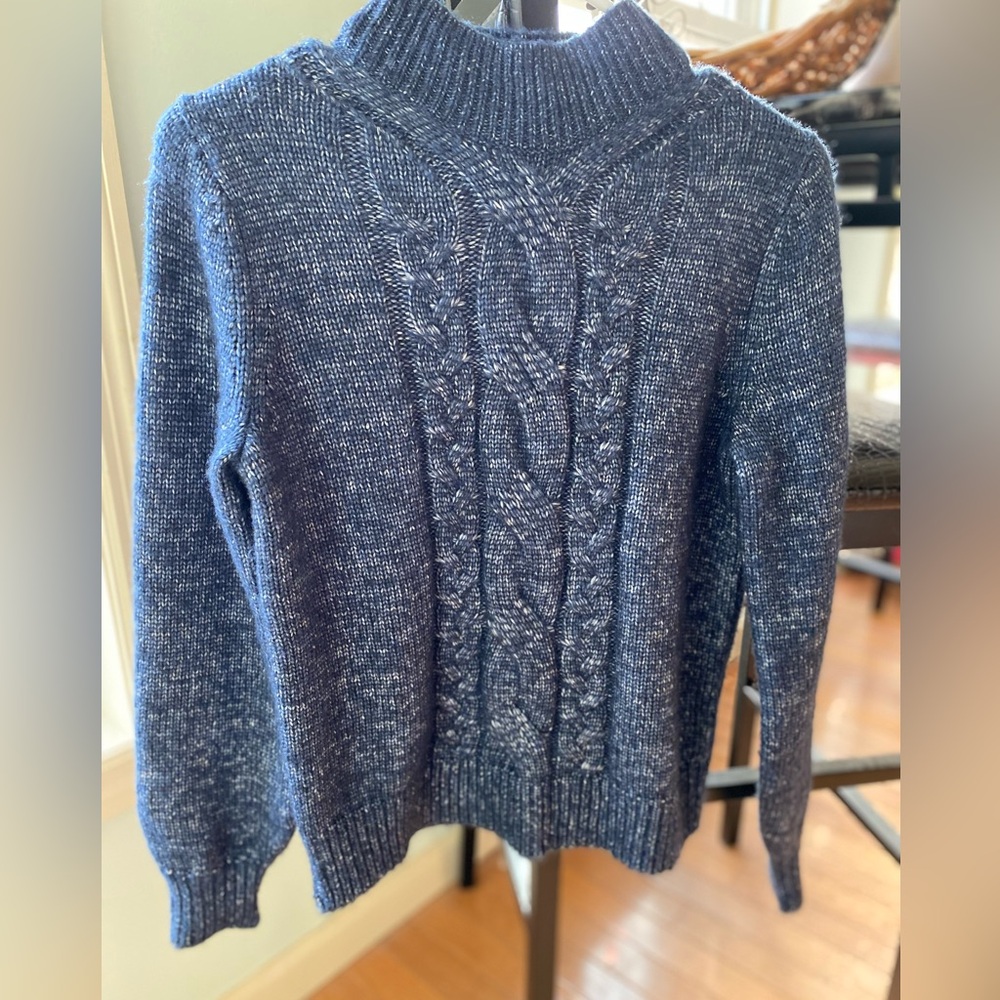 NWOT Banana Republic Women’s Cozy Cable Mock Neck Sweater